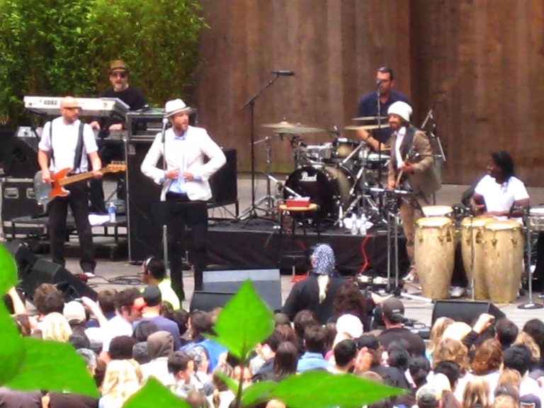 Jovanotti in concert a San Francisco: Ombelico del mondo!