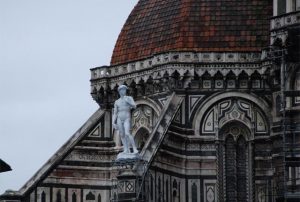 statue-of-david-placed-on-top-of-duomo