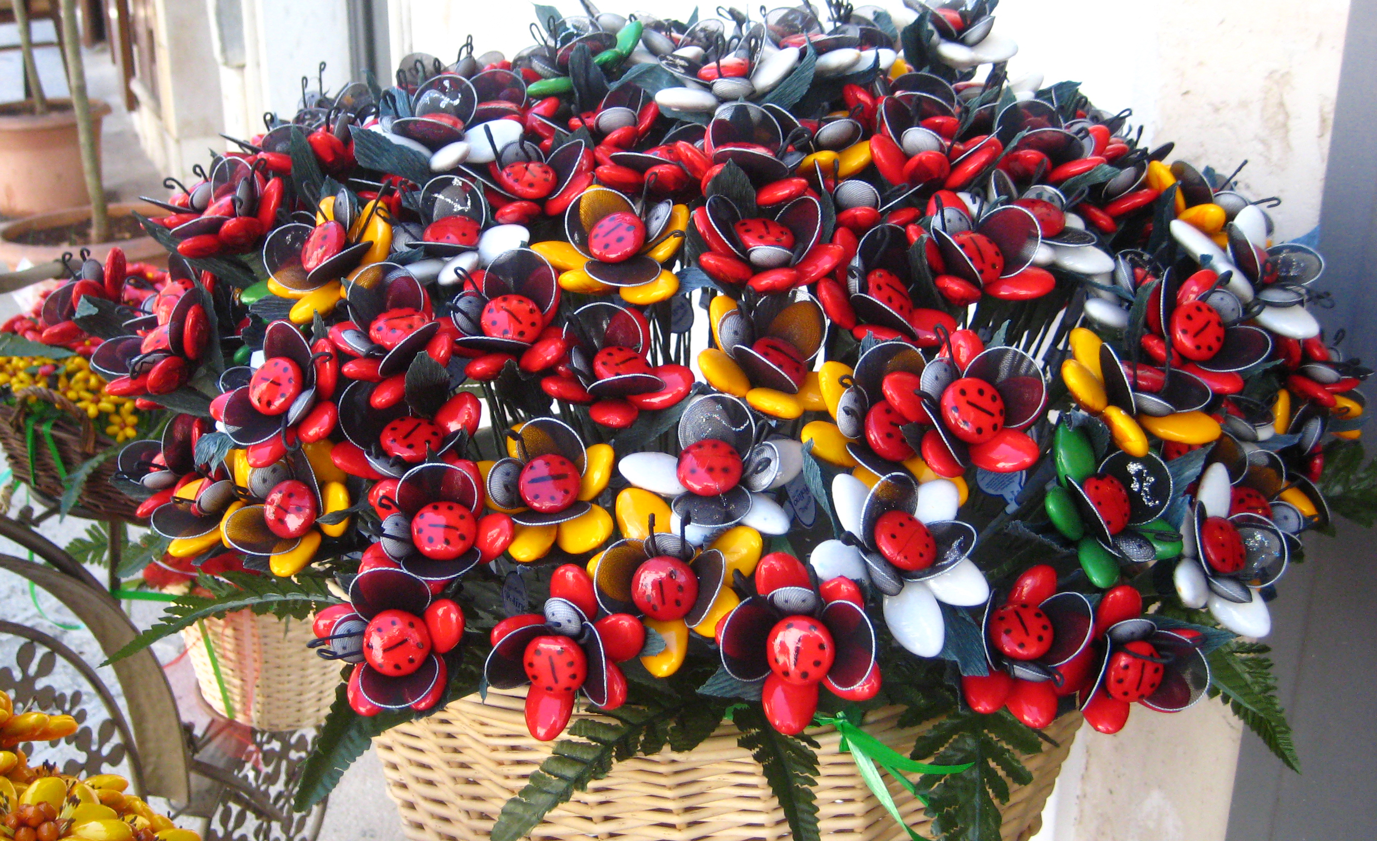 Confetti Italian sugared almonds symbol of good fortune portafortuna