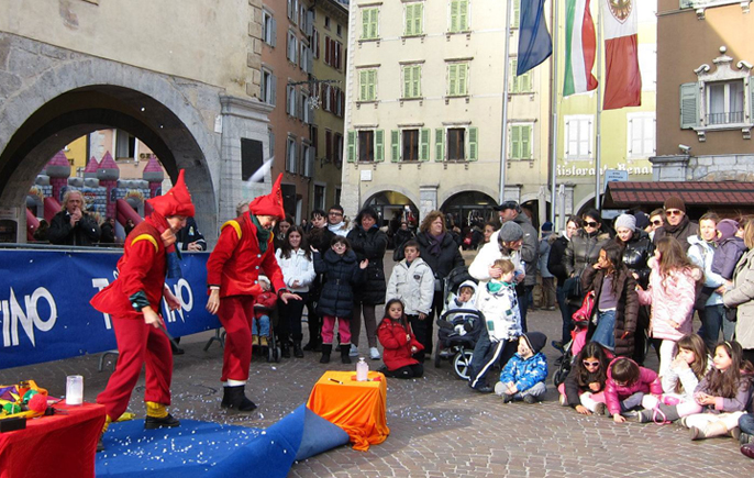 garda-arriva-befana-subacquea-epiphany