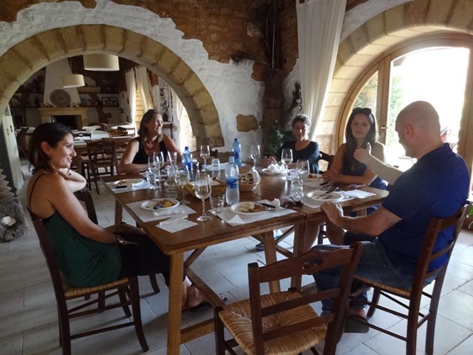 eccoci-puglia-welcoming-italian-language-students-masseria