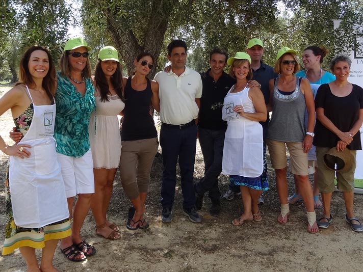 9b facciamo-una-degustazione-olio-oliva-learn-proper-way-taste-olive-oil