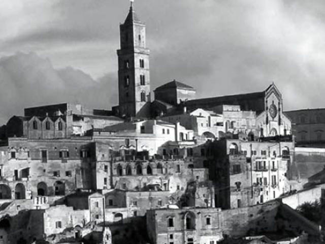 Matera-Luogo-film-walking-footsteps-famous-directors