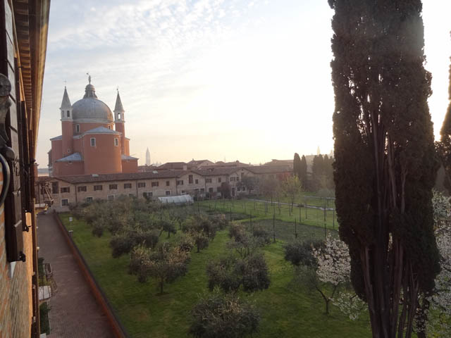 italia-lati-diversi-italy-study-contrasts