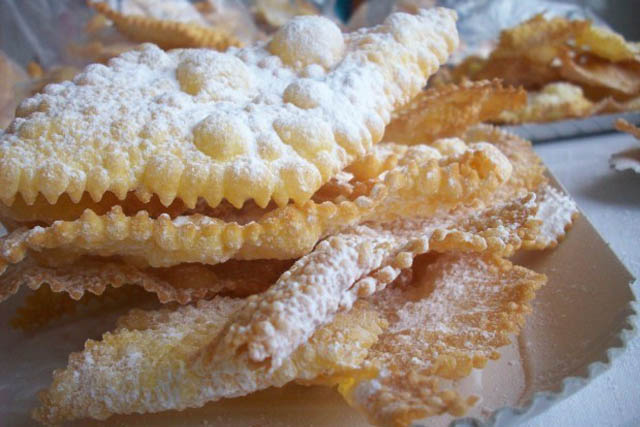 Le bugie di mamma Ada / Mamma Ada’s little lies – Venetian Carnival Sweets