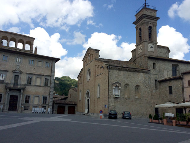 le-marche-mercatello-sul-metauro-podcast-luisa-donati-nadia-sparapani