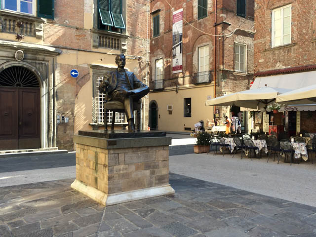 5Lucca_StudentessaMatta_Puccini