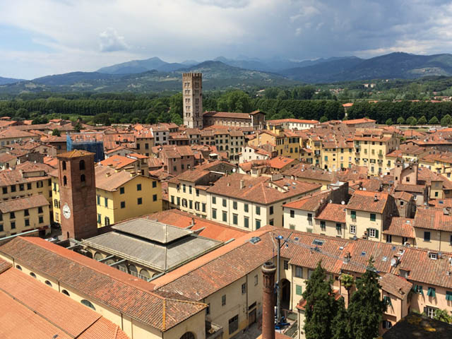 Lucca – Meravigliosa città e le sue mura! Wonderful Tuscan walled City! YouTubeVideo