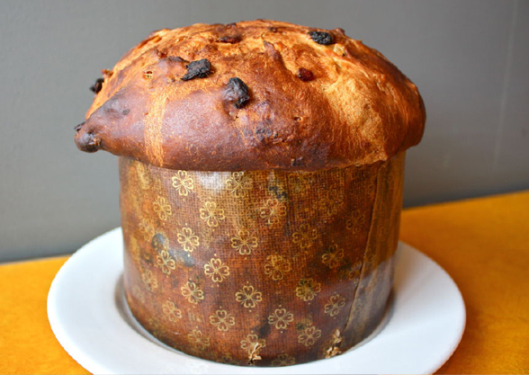 Christmas Cake Battles! Panettone versus Pandoro! Youtube Video