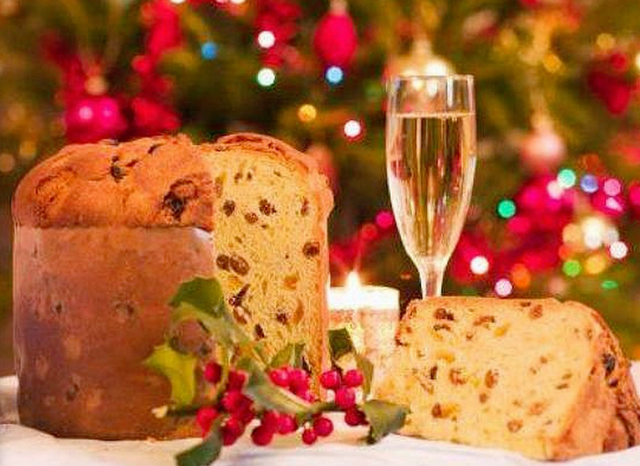 christmas-cake-battles-panettone-versus-pandoro