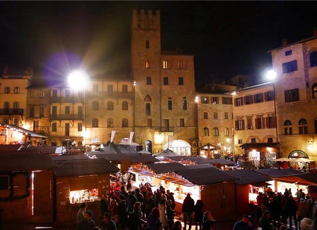 arezzo-citta-natale-christmas-lights