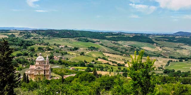 Montepulciano-Sasso-Study-Italian-Studentessa-Matta-Learn-Italian-Italy