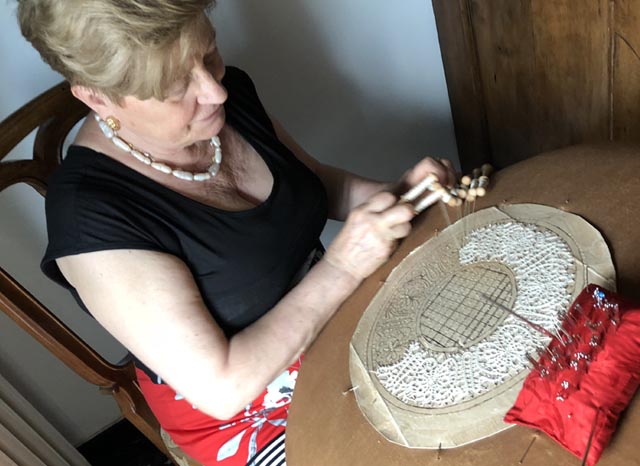 arte-merletto-tombolo-ancient-lace-making-art