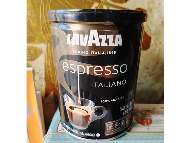 giveaway-regalo-Life-Lemons-Italy-Amaretto-Cookies-Lavazza-Coffee-Bormioli-espresso-cups