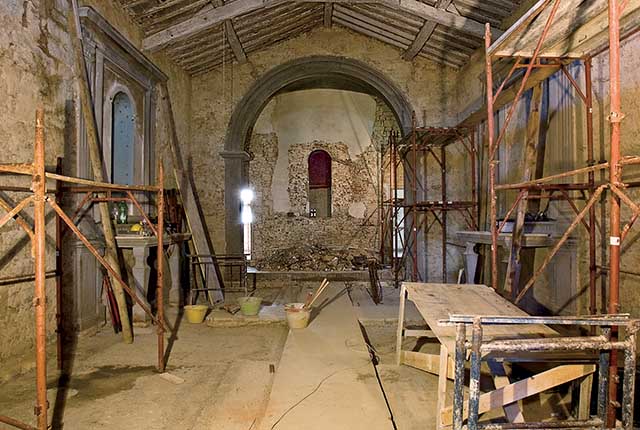 Kyle-Ball-Altared-Tale-Renovating-Medieval-Church-Italy-Tuscany-Greve-Chianti