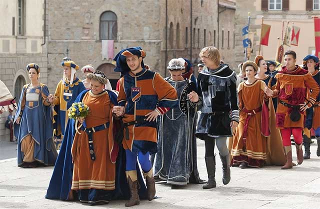 joust-arezzo-celebrate-like-italian-giostra-saracino-Festival-Learn-Italian-immersion-program