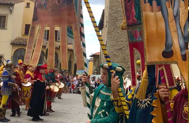 joust-arezzo-celebrate-like-italian-giostra-saracino-Festival-Learn-Italian-immersion-program