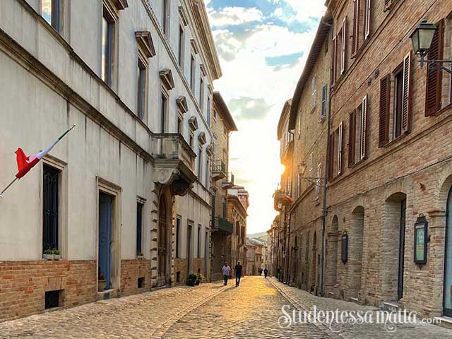 ascoli-discover-lemarche-learn-Italian-Immersion-september-2022-StudentessaMatta