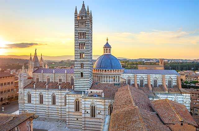 Sarah Mastroianni talks about Siena – Parliamo di Siena: Italian Podcast