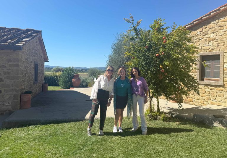 Learn Italian in a Tuscan Villa 2026 – Art, Language & Culture with Melissa, Paola Testi & Artist Laura Ghezzi